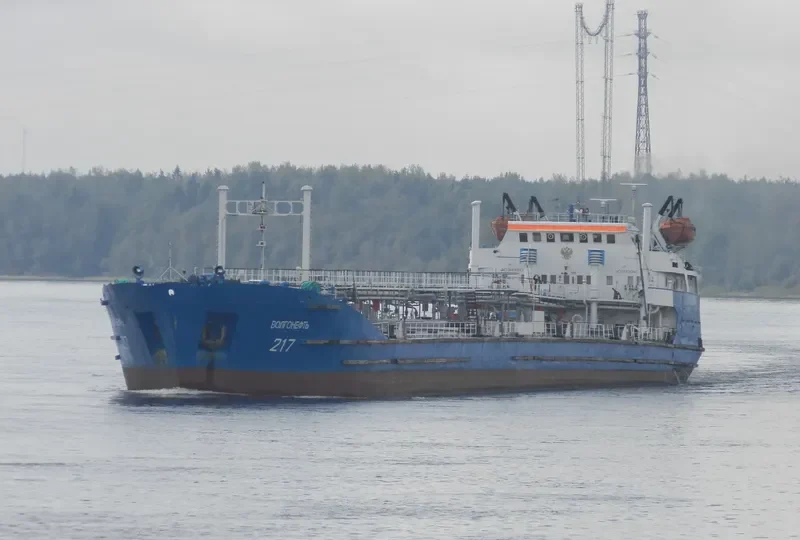 VOLGONEFT 217 Tanker IMO 8925414 photo 6