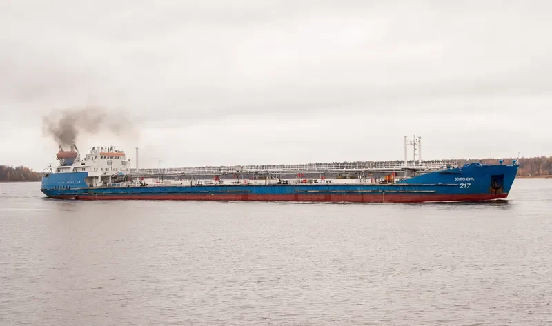 VOLGONEFT 217 Tanker IMO 8925414 photo 9