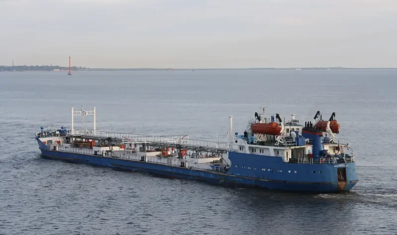 VOLGONEFT 217 Tanker IMO 8925414 photo 10