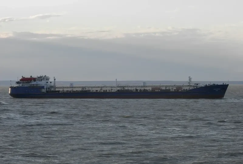 VOLGONEFT 134 Tanker IMO 8936891 photo 7