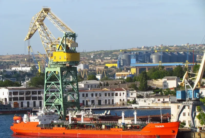 YANA Tanker IMO 8971059 photo 2