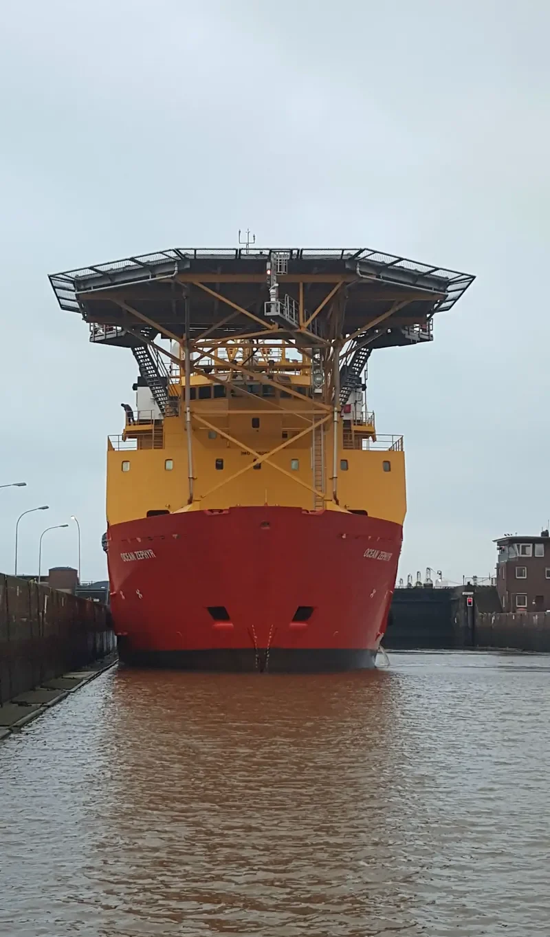 OCEAN ZEPHYR Offshore Vessel IMO 9000625 photo 7
