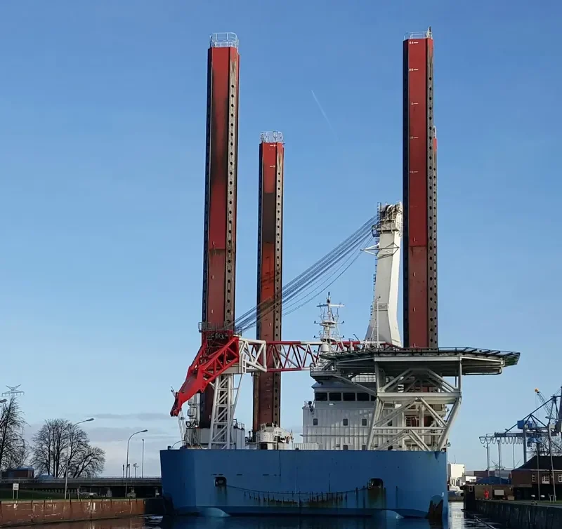 OCEAN ZEPHYR Offshore Vessel IMO 9000625 photo 8