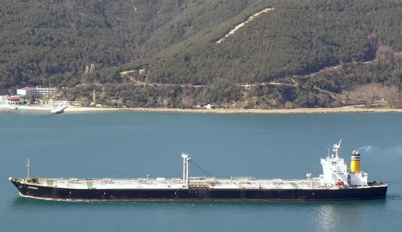 MERU Tanker IMO 9002130 photo 6