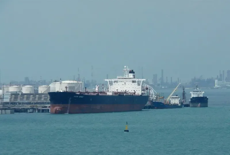 MAYON Tanker IMO 9002520 photo 9