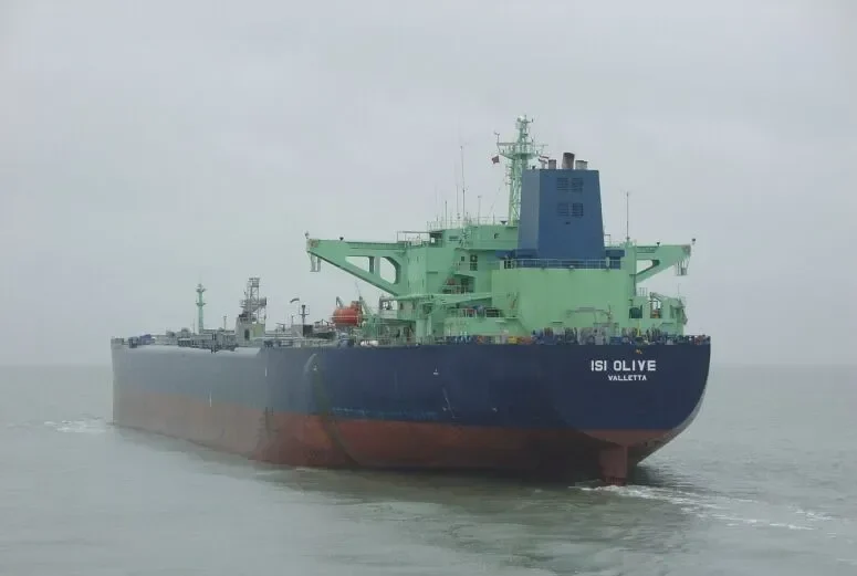 RAMTIN Tanker IMO 9003237 photo 4