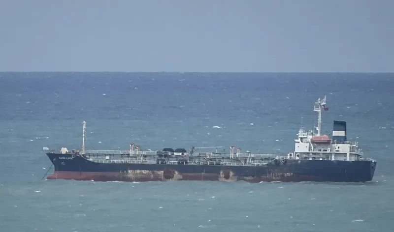 DAWN LUCK Tanker IMO 9004097 photo 3