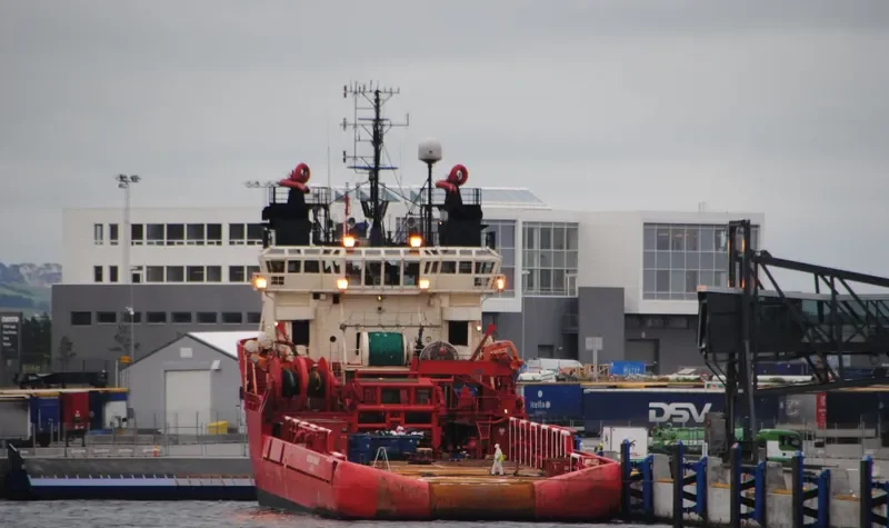 VENIE Offshore Vessel IMO 9005364 photo 9