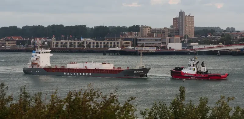 CEMLUNA Container Ship IMO 9007063 photo 6