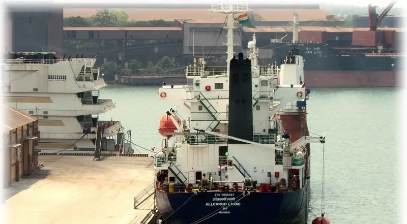 PRINCESS AMNAH General Cargo IMO 9008067 photo 2