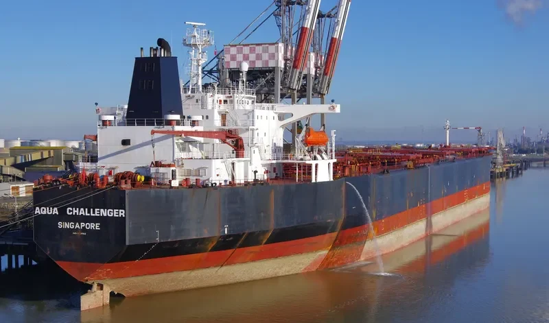 AQUA CHALLENGER Bulk Carrier IMO 9008160