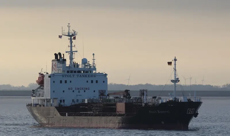 GLORY Tanker IMO 9009528 photo 2
