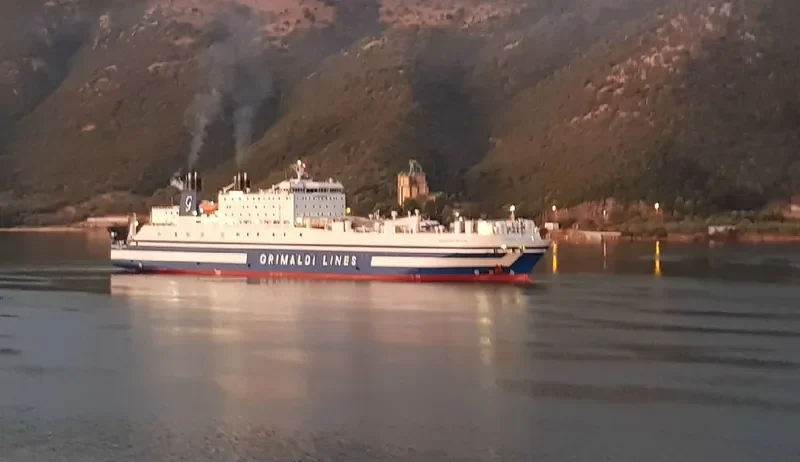 EUROFERRY OLYMPIA Ro-Ro IMO 9010175