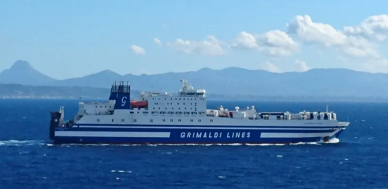 EUROFERRY OLYMPIA Ro-Ro IMO 9010175 photo 2
