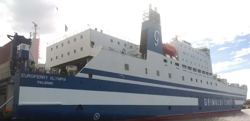 EUROFERRY OLYMPIA Ro-Ro IMO 9010175 photo 5