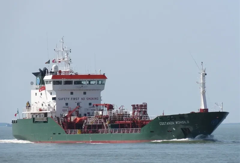 KORD WIND Tanker IMO 9013658 photo 2