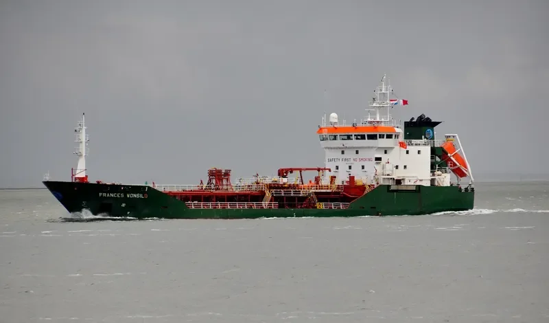 FRANCES WONSILD Tanker IMO 9013660 photo 8
