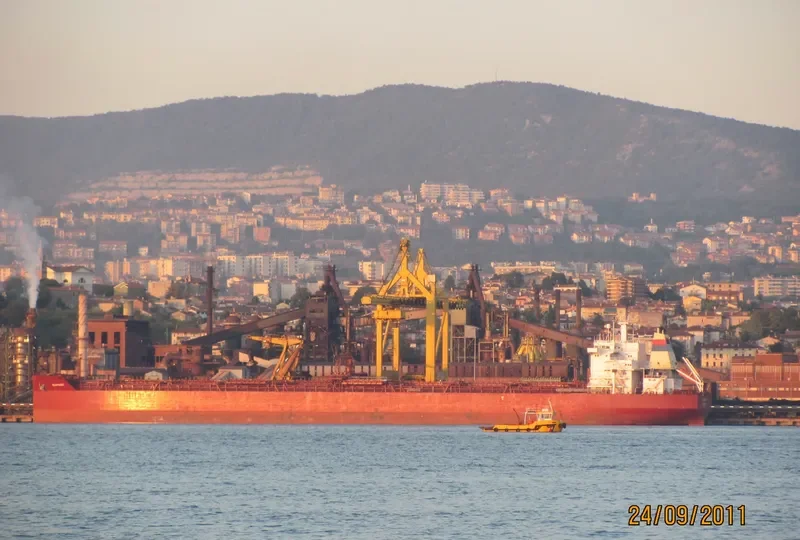 POWER 11 Tanker IMO 9014729 photo 4