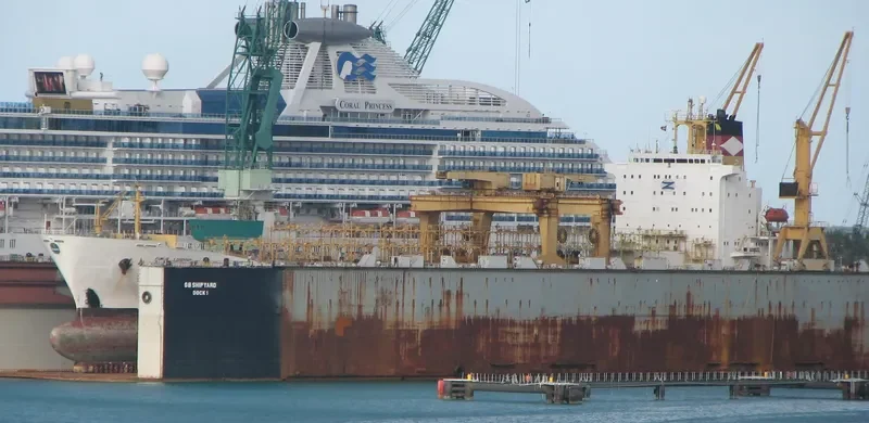 EURUS LONDON Container Ship IMO 9015321 photo 6
