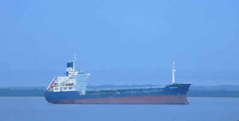ASUMI XXVI Tanker IMO 9015400 photo 9
