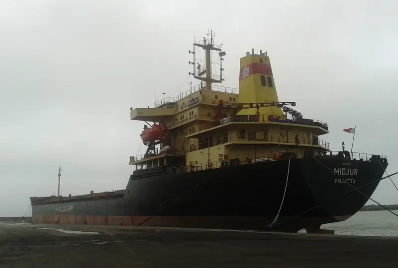 MIDJUR Bulk Carrier IMO 9015656 photo 9