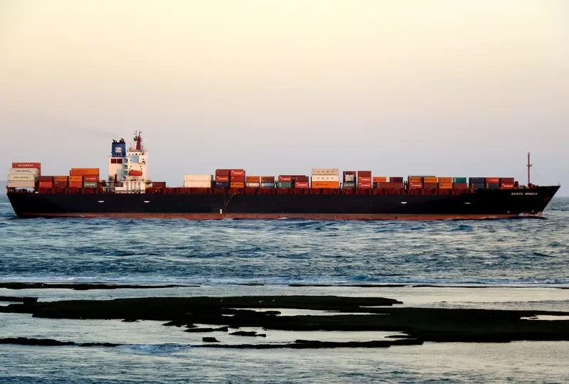SANTA MONICA Container Ship IMO 9017020 photo 4