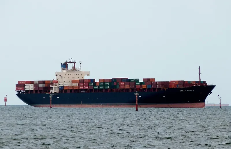 SANTA MONICA Container Ship IMO 9017020 photo 6
