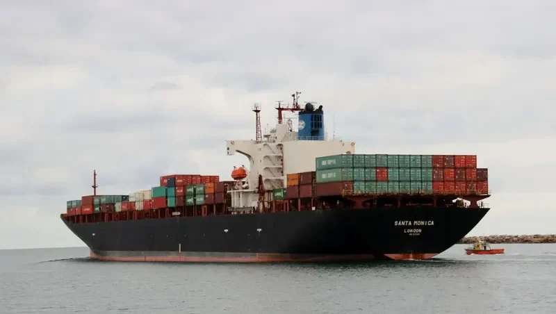 SANTA MONICA Container Ship IMO 9017020 photo 9