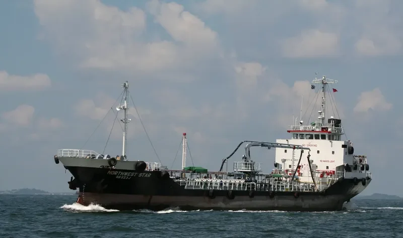 SALAM Tanker IMO 9017147 photo 3