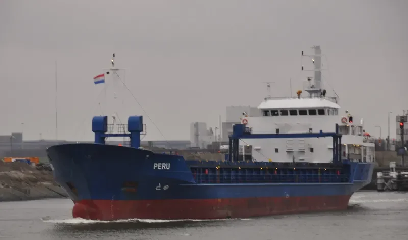 RIX BAY General Cargo IMO 9017410 photo 2