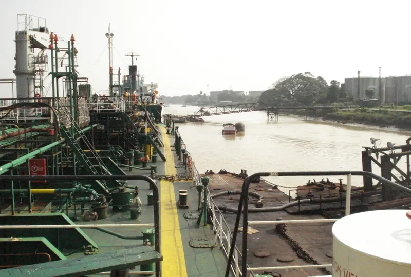 ARK PIONEER Tanker IMO 9017678 photo 3