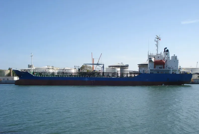 ARK PIONEER Tanker IMO 9017678 photo 6