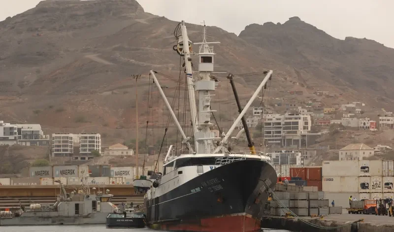 VIA MISTRAL General Cargo IMO 9017850 photo 3