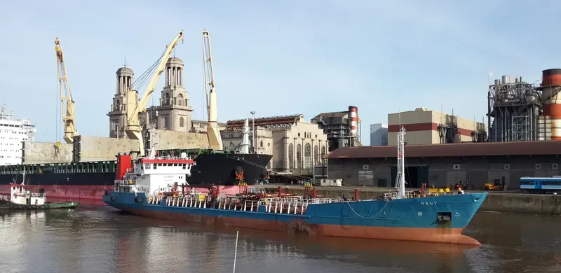 NANY Tanker IMO 9018115 photo 7