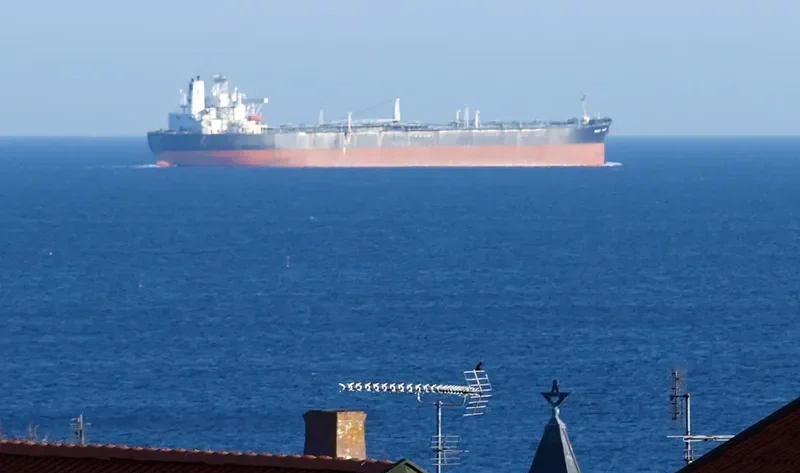DOLPHIN Tanker IMO 9018464 photo 9