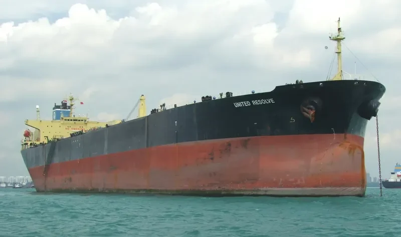 UNITED RESOLVE Tanker IMO 9018476 photo 3