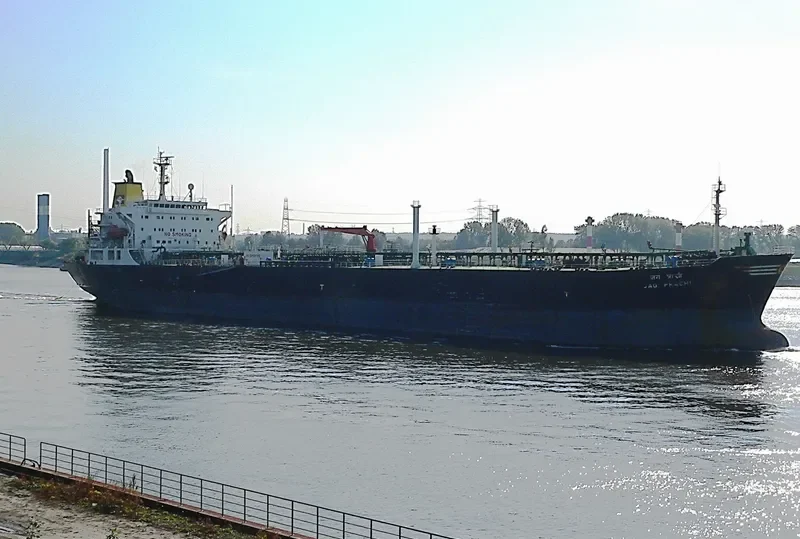 JAG PRACHI Tanker IMO 9018660 photo 2