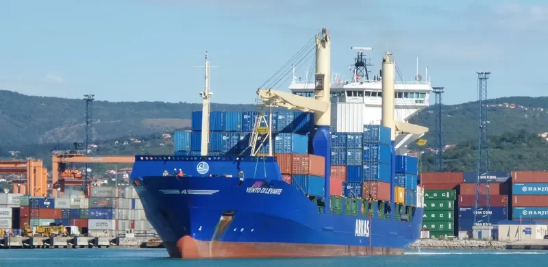 INGA A Container Ship IMO 9020352 photo 10