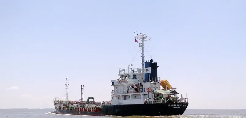 NAURA HAYATI ILMI Tanker IMO 9021265