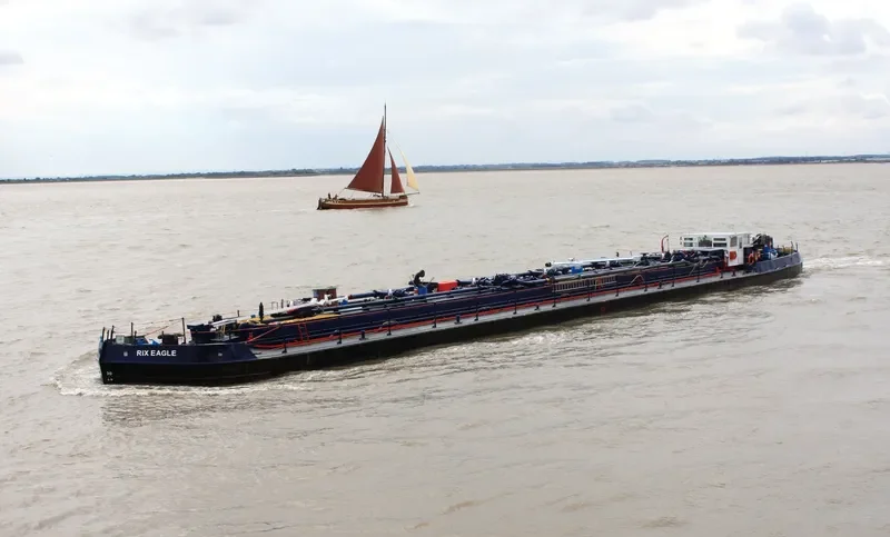 RIX EAGLE Tanker IMO 9022063 photo 2
