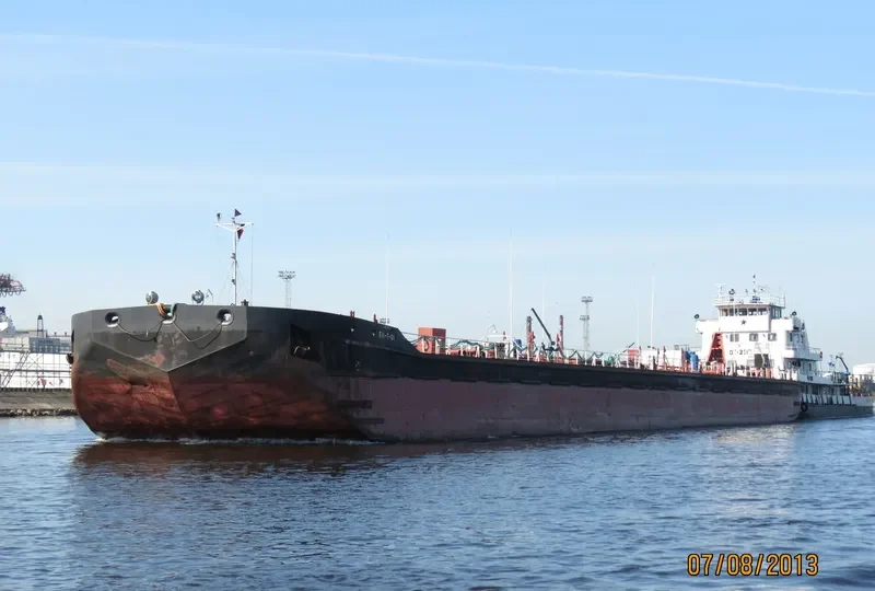 BRATSK GES Tanker IMO 9027130 photo 7