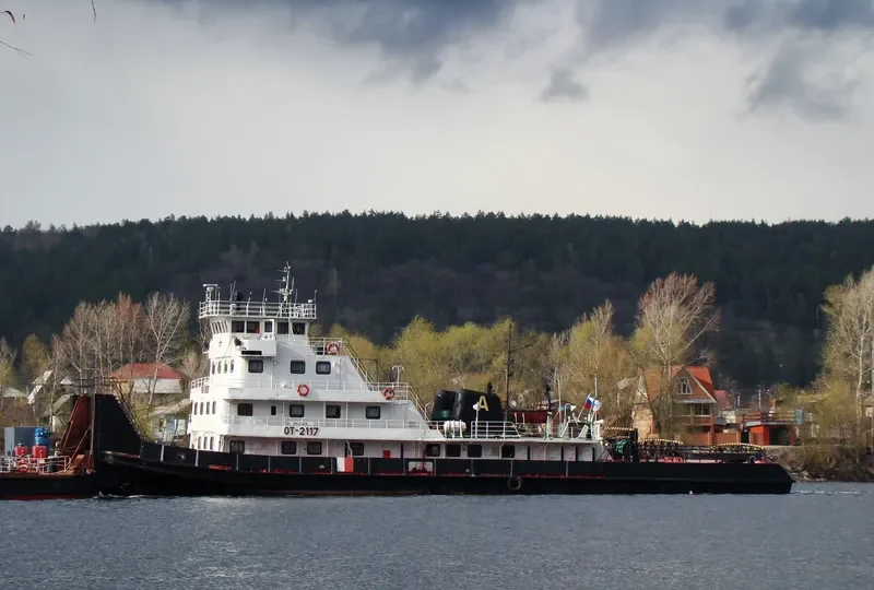 BRATSK GES Tanker IMO 9027130 photo 10