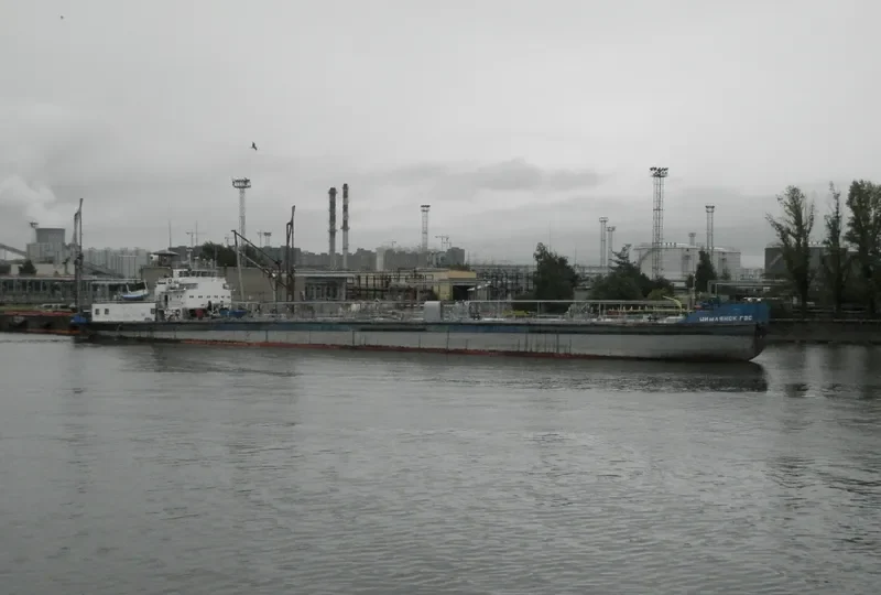 TSIMLYANSK GES Tanker IMO 9027154 photo 2