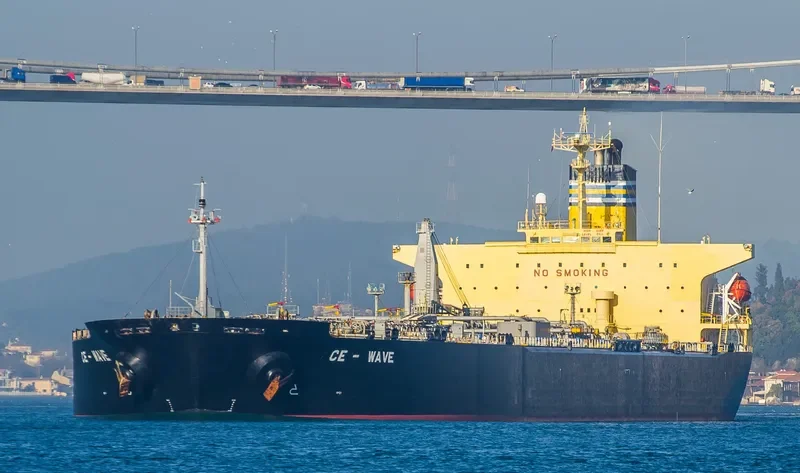 CE WAVE Tanker IMO 9030204 photo 10