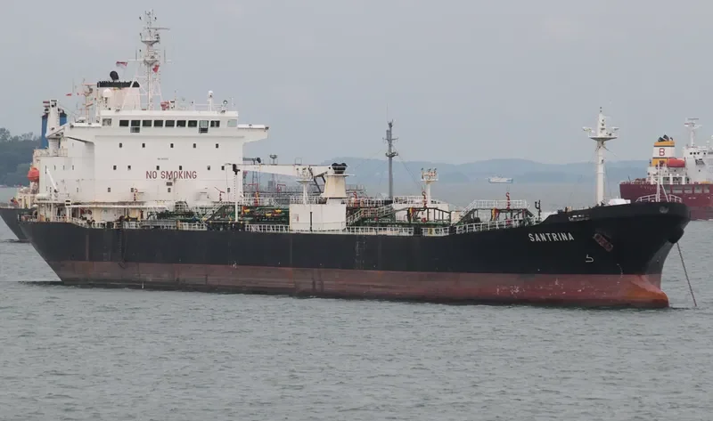 YUK TUNG Tanker IMO 9030591 photo 8