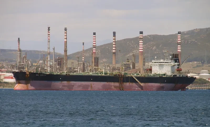 AFRICA Tanker IMO 9030929 photo 3