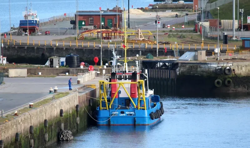 FORTH SENTINEL Tanker IMO 9031040 photo 2