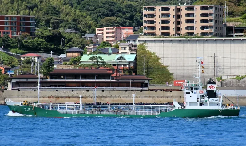 ZETA 2 Tanker IMO 9031715 photo 5