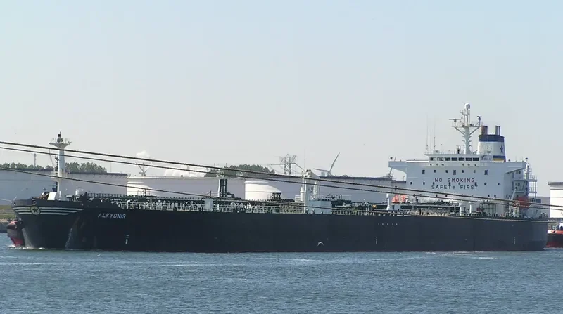 DIVYAN Tanker IMO 9031959 photo 3