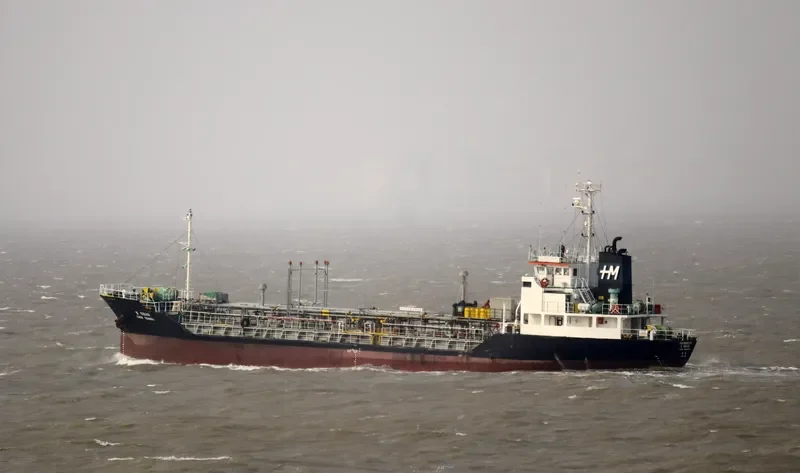 CHEM TRANSIA Tanker IMO 9032305 photo 2